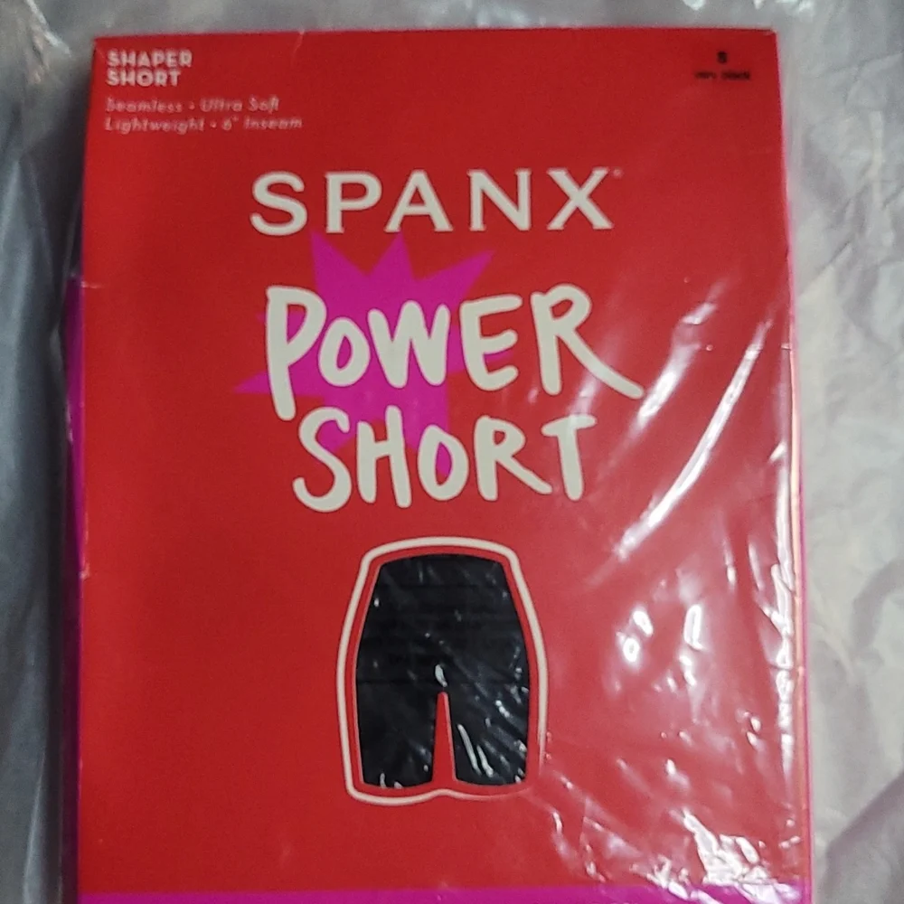 Small SPANX Power Short Shaper Very Black Seamless Ultra soft Lightweight